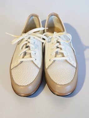 Women’s Walter Genuin Cleated Golf Shoes Size 7